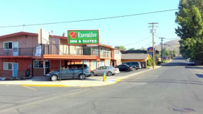 Отель Executive Inn & Suites  Лейквью